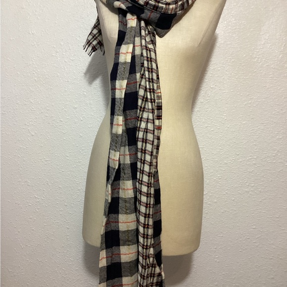 J. Crew yarns linen blend Plaid scarf - Picture 3 of 7